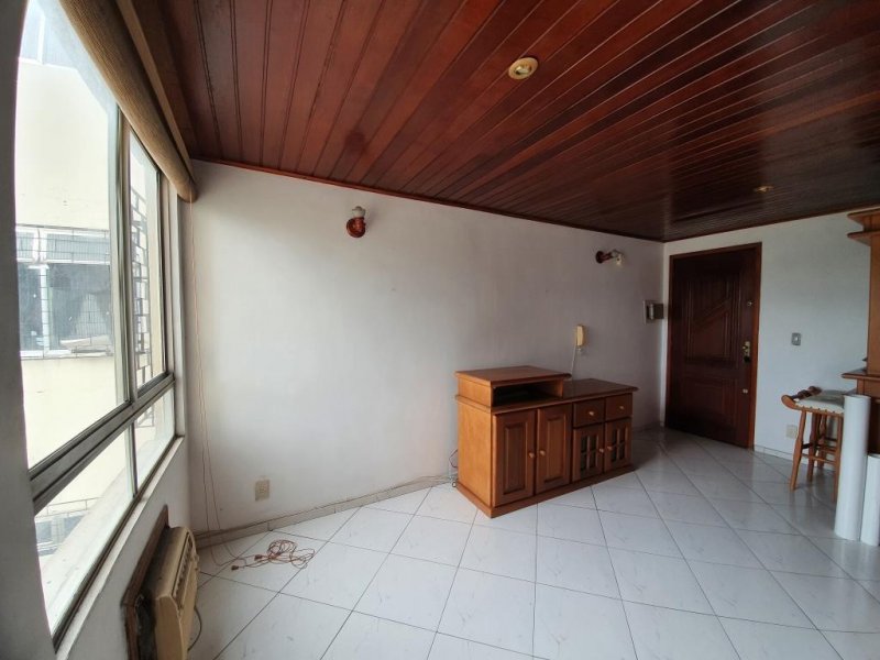 Apartamento - Rio de Janeiro, RJ no bairro Campo Grande — foto 2