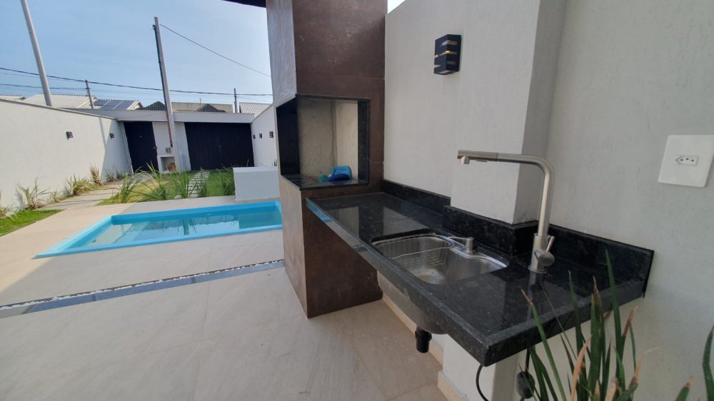Casa Triplex - Venda - Pedra de Guaratiba - Rio de Janeiro - RJ