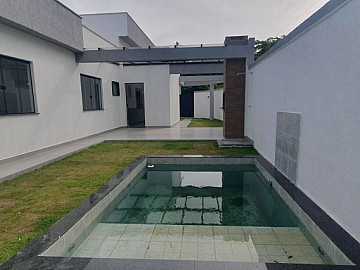 Casa 3 quartos com piscina